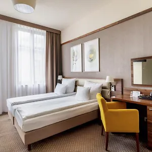 Golden Tulip Center 4* Cracovie