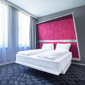 vizitați hotelul